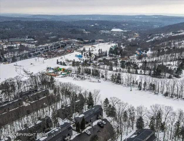 $449,600 | 262 Overlook Way, Tannersville, PA 18372