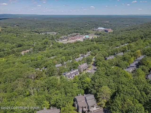 $449,600 | 262 Overlook Way, Tannersville, PA 18372