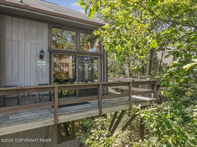 $449,600 | 262 Overlook Way, Tannersville, PA 18372