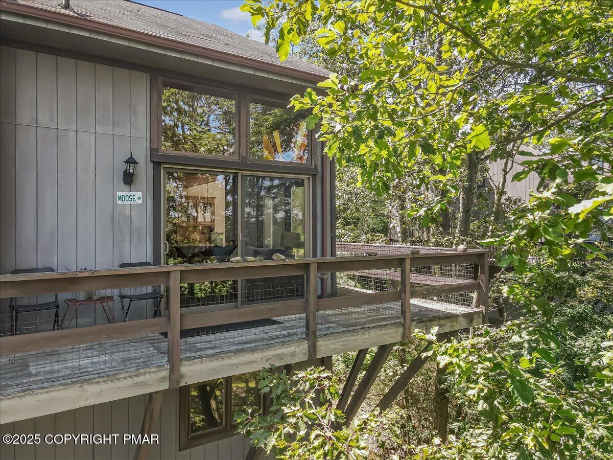 262 Overlook Way Tannersville, PA 18372 - Photo 57 of 82 44-Photo Aug 22 2025, 1 24 22 PM