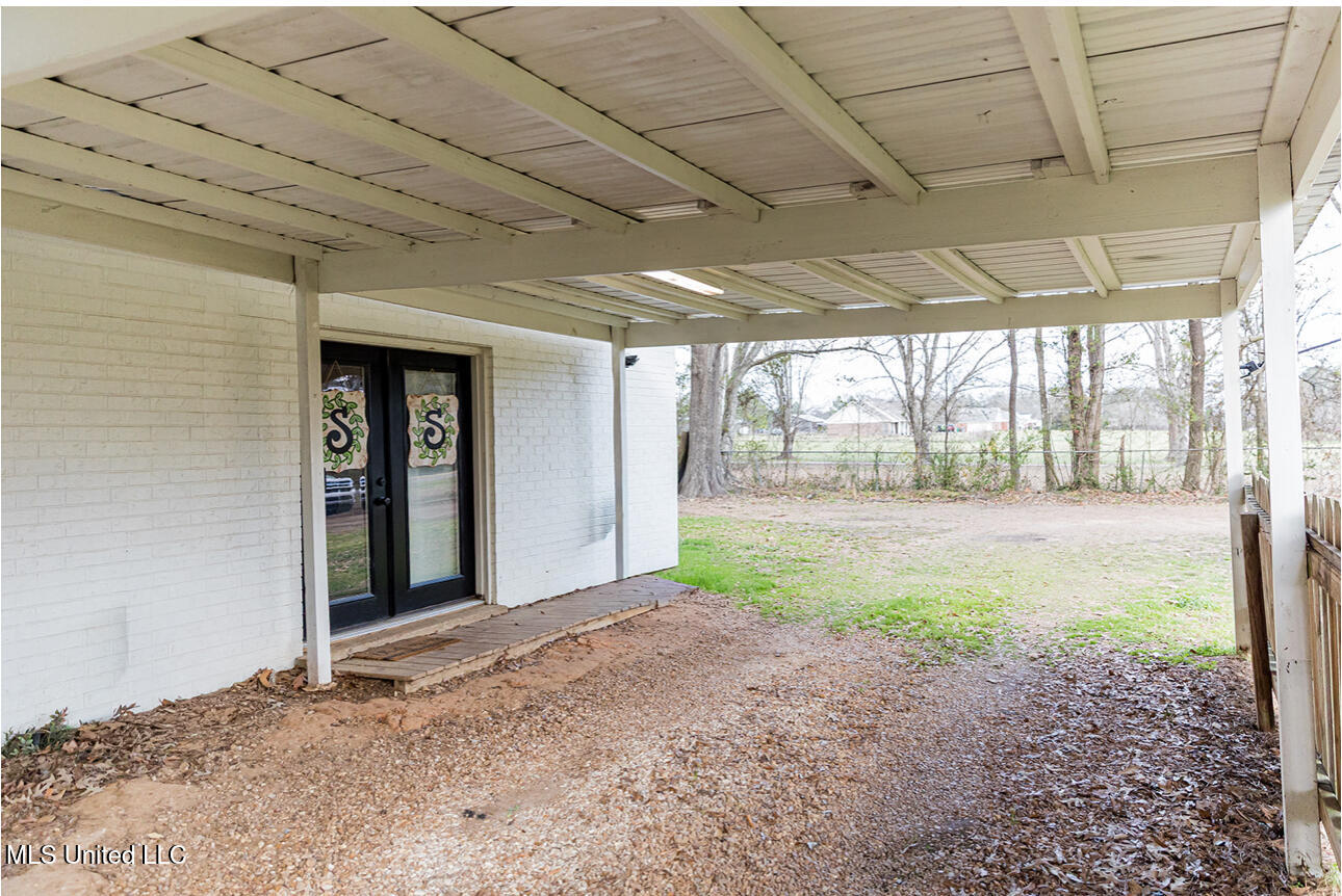 2596 Tank Road Terry, MS 39170 - Photo 3 of 28 IMG_3693