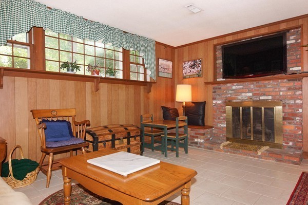 16 Rice Road Maynard, MA 01754 - Photo 15 of 30 Gallery Image 15