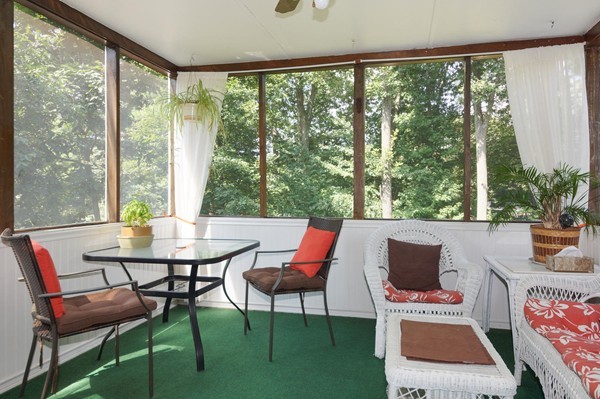 16 Rice Road Maynard, MA 01754 - Photo 8 of 30 Gallery Image 8