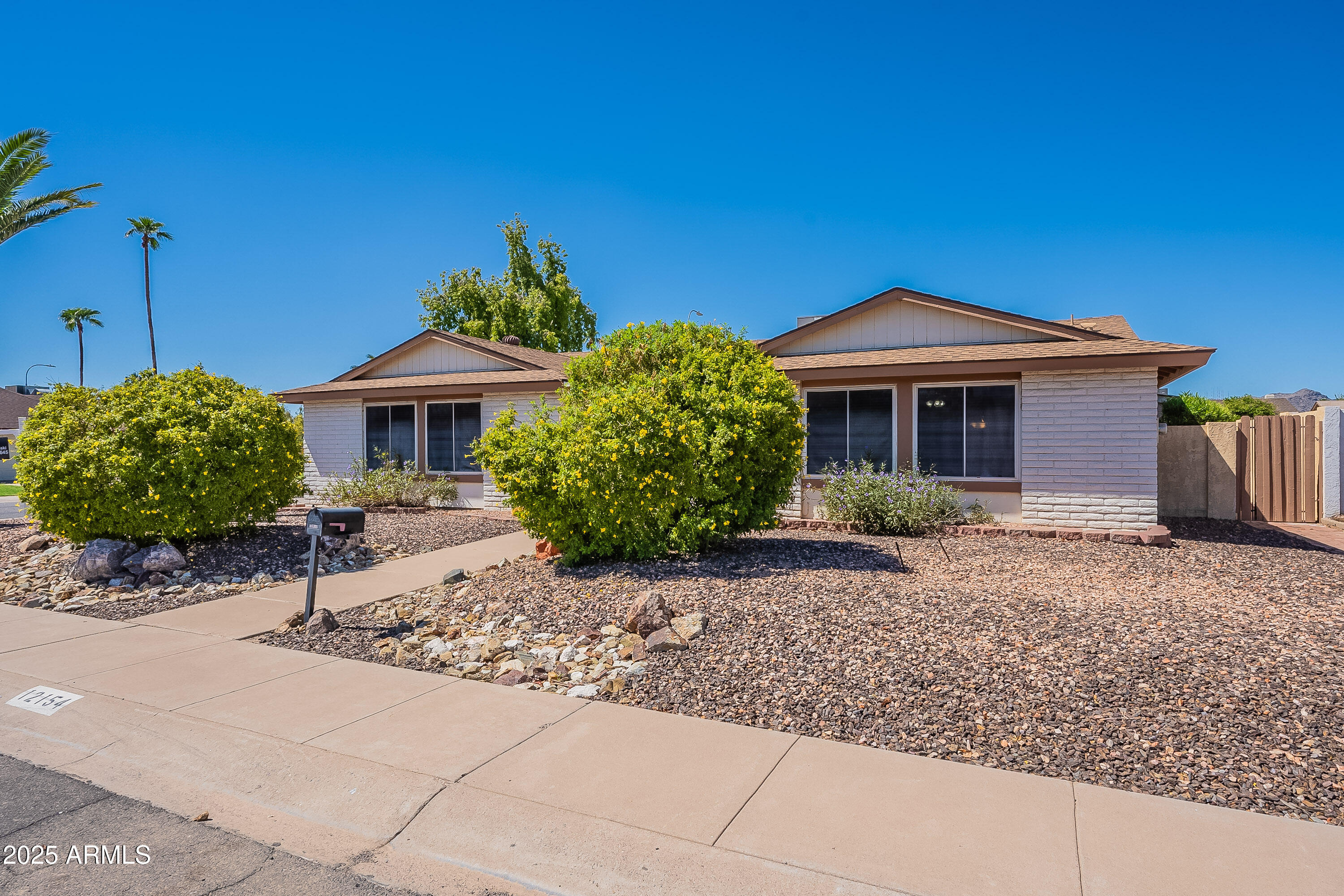 12154 South Ki Road Phoenix, AZ 85044 - Photo 2 of 52 Ki -2