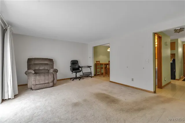 $199,900 | 537 Burroughs Drive, Amherst, NY 14226