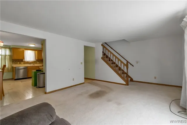 $199,900 | 537 Burroughs Drive, Amherst, NY 14226