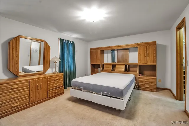 $199,900 | 537 Burroughs Drive, Amherst, NY 14226