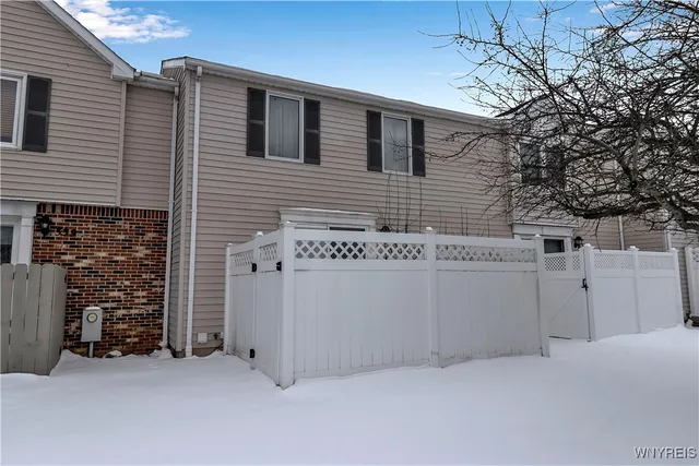 $199,900 | 537 Burroughs Drive, Amherst, NY 14226