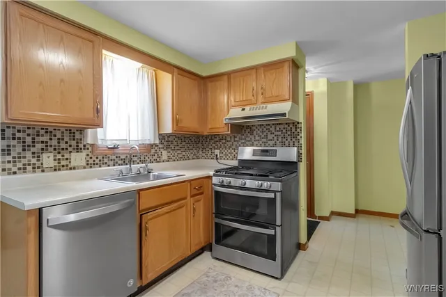 $199,900 | 537 Burroughs Drive, Amherst, NY 14226