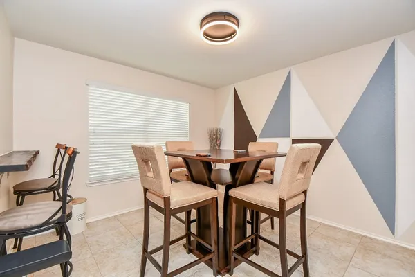 $210,000 | 13600 Breton Ridge Street, Unit 16B, Houston, TX 77070