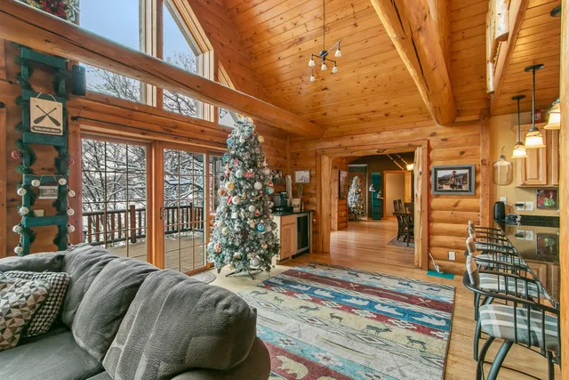 $830,000 | N8434 County Road O, Wisconsin Dells, WI 53965