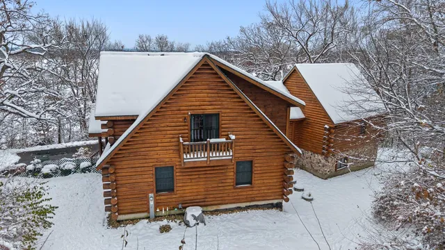 $830,000 | N8434 County Road O, Wisconsin Dells, WI 53965
