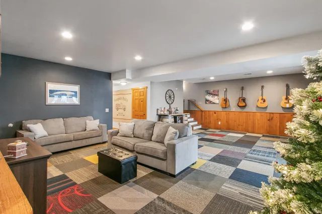 $830,000 | N8434 County Road O, Wisconsin Dells, WI 53965