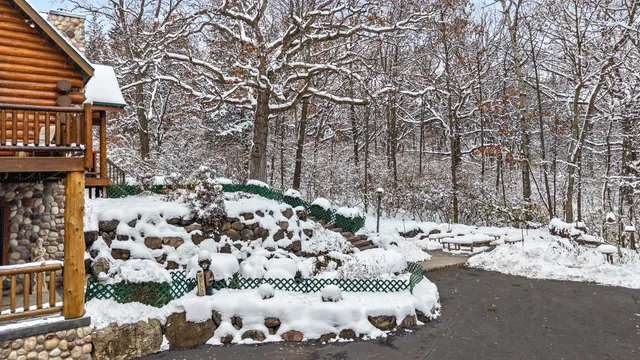 $830,000 | N8434 County Road O, Wisconsin Dells, WI 53965