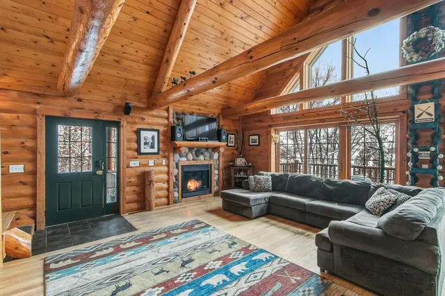 $830,000 | N8434 County Road O, Wisconsin Dells, WI 53965