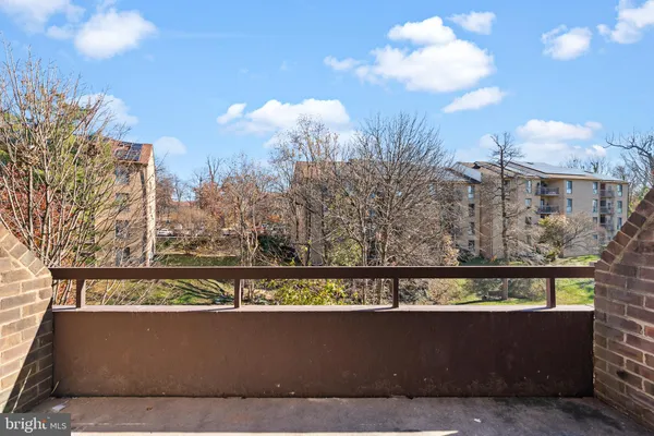 $3,200 | 3085 Hawthorne Drive Northeast, Unit 3085, Washington, DC 20017