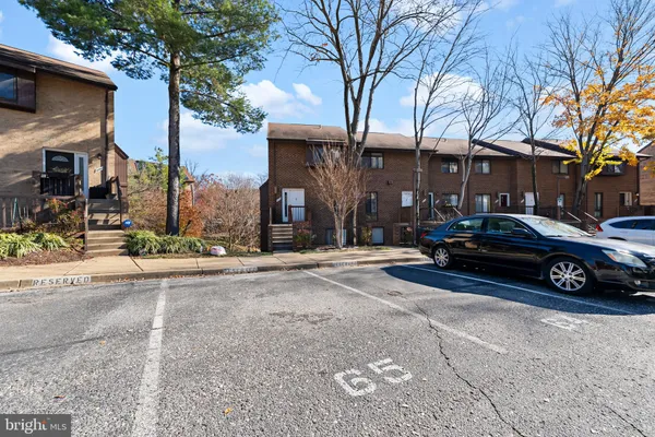 $3,200 | 3085 Hawthorne Drive Northeast, Unit 3085, Washington, DC 20017
