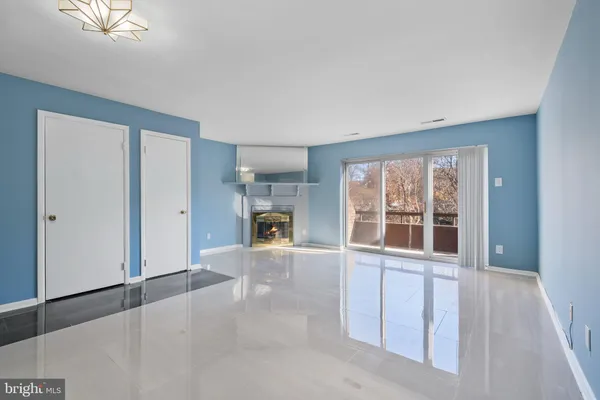 $3,200 | 3085 Hawthorne Drive Northeast, Unit 3085, Washington, DC 20017