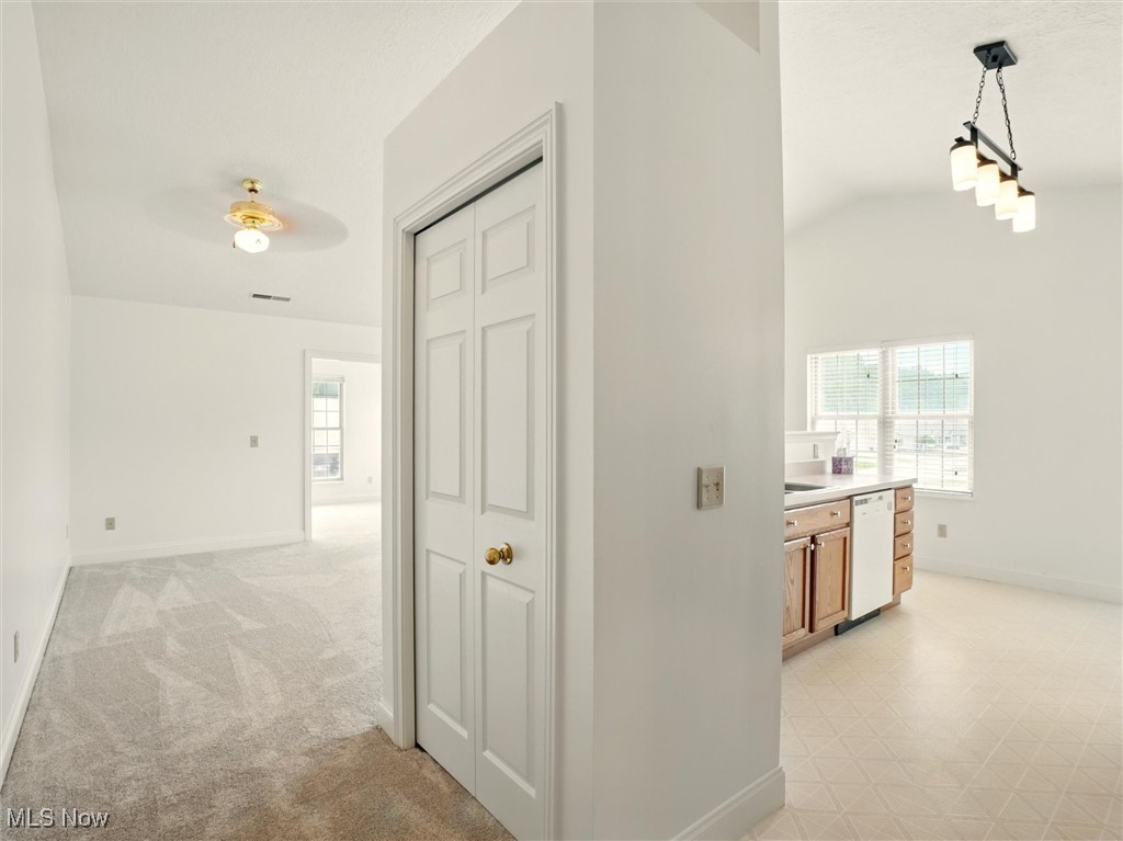 6000 Lake Road West, Unit 222 Ashtabula, OH 44004 - Photo 4 of 30
