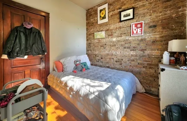 $3,450 | 3765 North Kenmore Avenue, Unit 3W, Chicago, IL 60613