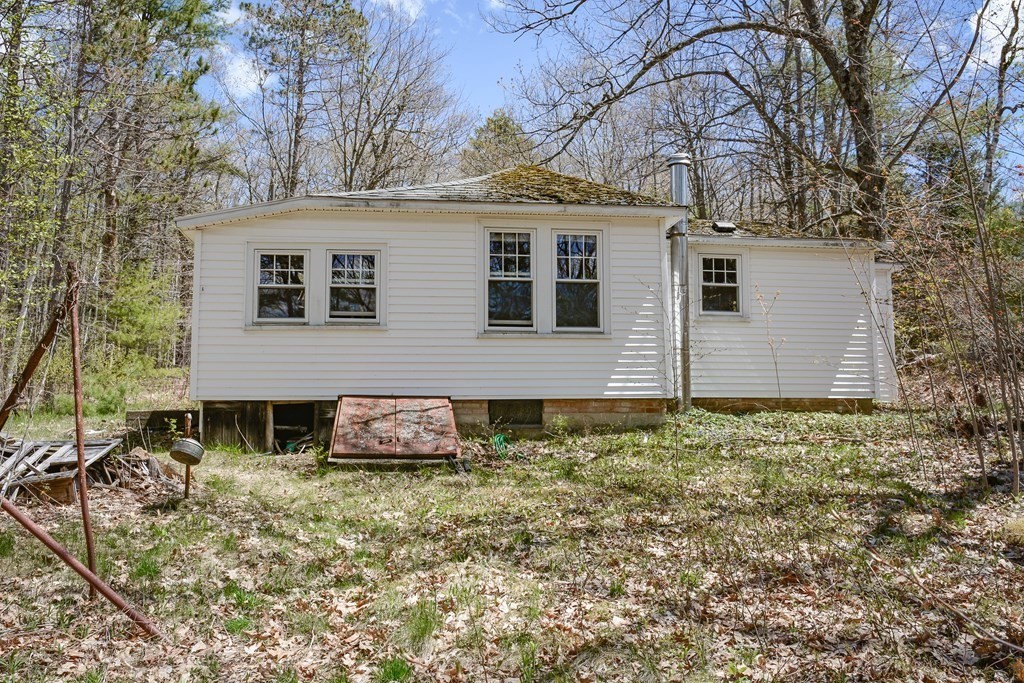 285 Lake Road Ashburnham, MA 01430 - Photo 3 of 7
