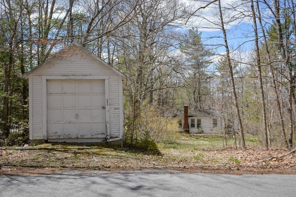 285 Lake Road Ashburnham, MA 01430 - Photo 4 of 7