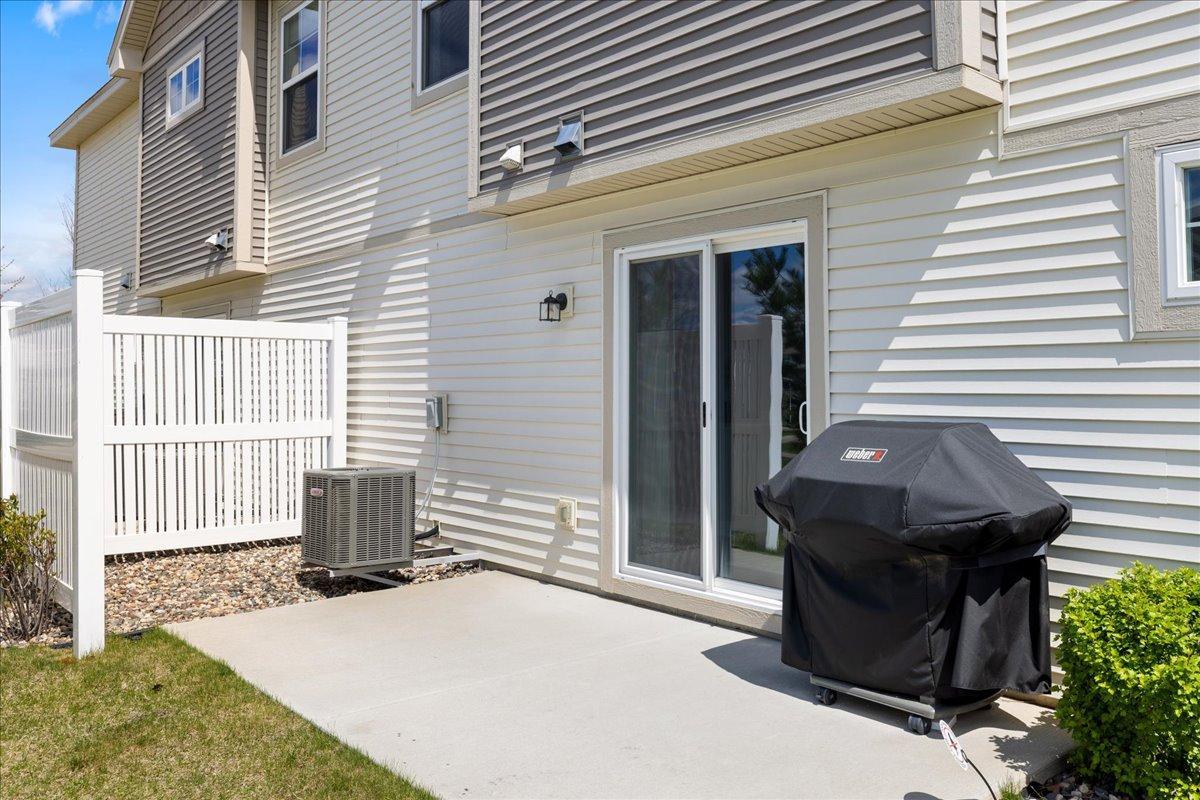 1261 142nd Street East Rosemount, MN 55068 - Photo 11 of 38