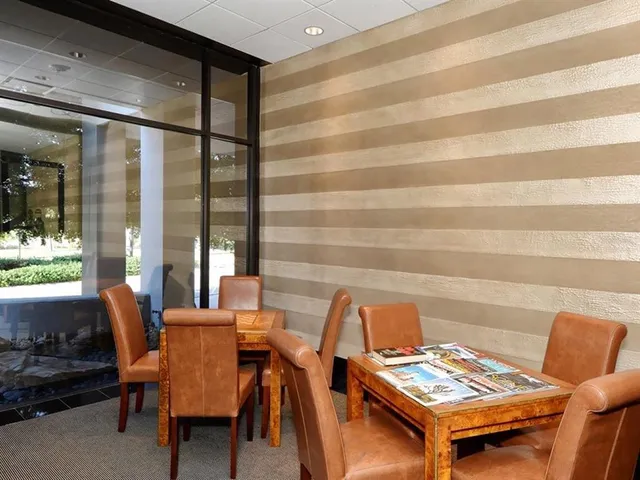 $1,570,000 | 1255 North Gulfstream Avenue, Unit 402, Sarasota, FL 34236