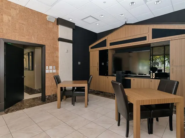 $1,570,000 | 1255 North Gulfstream Avenue, Unit 402, Sarasota, FL 34236