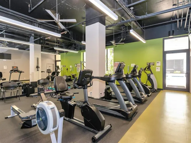 $1,570,000 | 1255 North Gulfstream Avenue, Unit 402, Sarasota, FL 34236