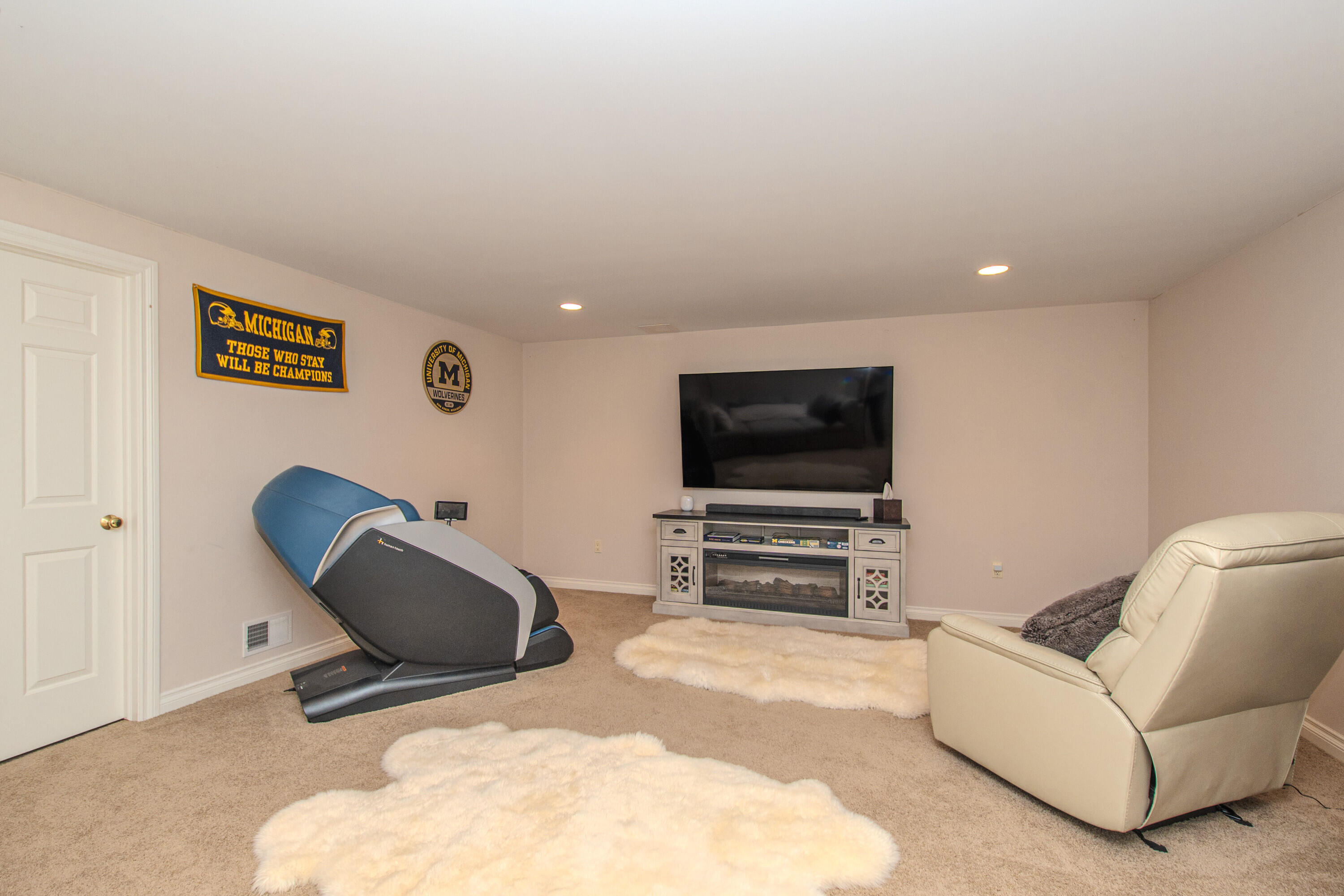 4324 Lohr Road Ann Arbor, MI 48108 - Photo 66 of 74 basement entertainment