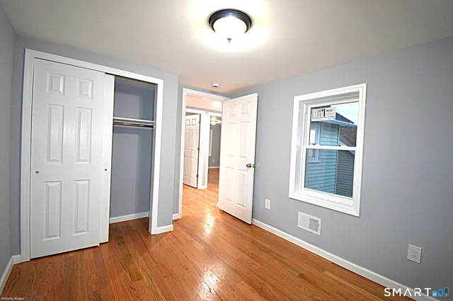 $2,800 | 17 Railroad Avenue, Farmington, CT 06085