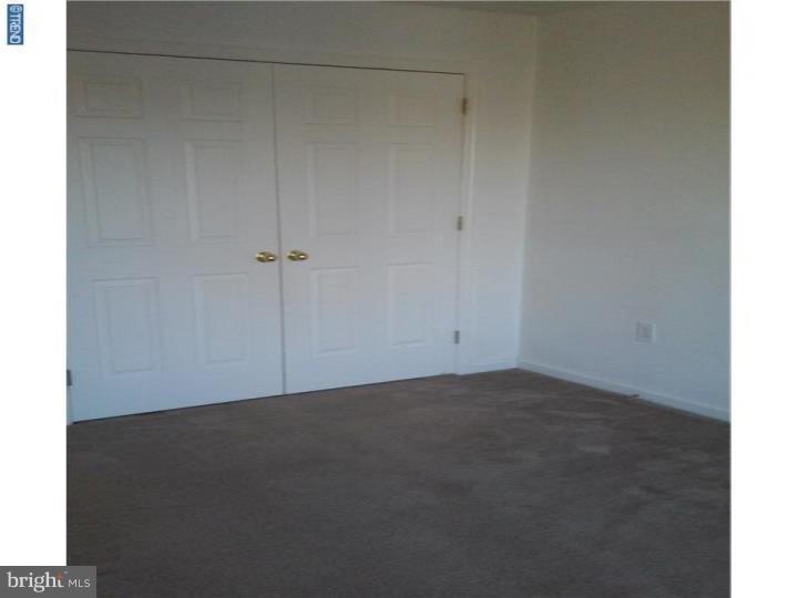 888 3rd Street Whitehall, PA 18052 - Photo 12 of 18