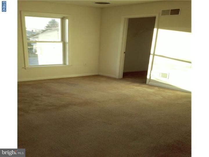 888 3rd Street Whitehall, PA 18052 - Photo 13 of 18