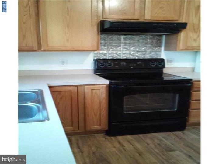 888 3rd Street Whitehall, PA 18052 - Photo 8 of 18