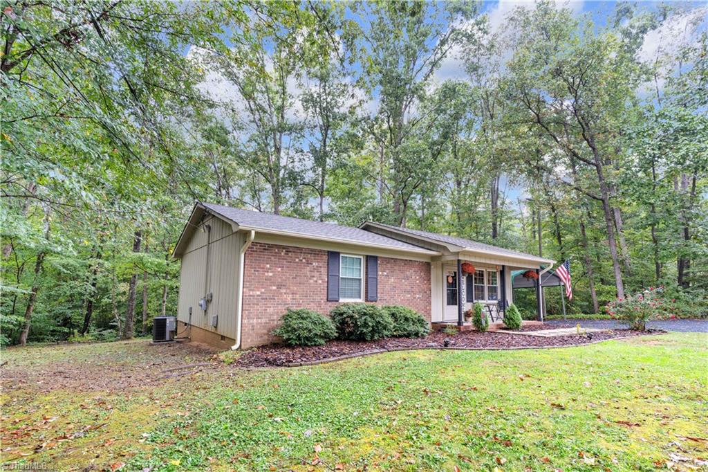 5335 Kennedy Road Trinity, NC 27370 - Photo 3 of 31