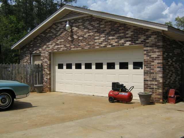 213 Buckingham Road Easley, SC 29640 - Photo 15 of 17 Gallery Image 15