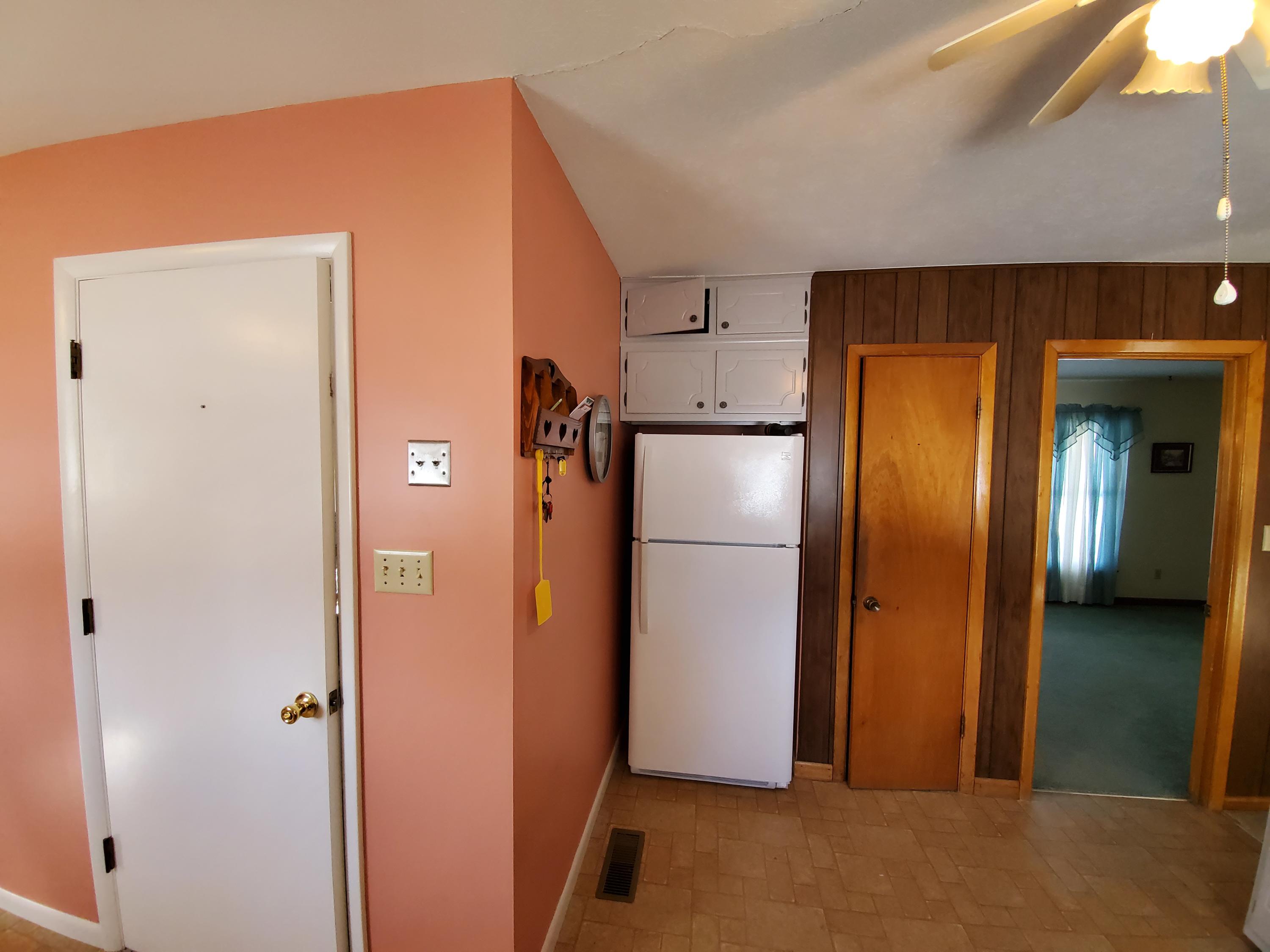360 Parkey Road Ewing, VA 24248 - Photo 11 of 25 20201227_142600