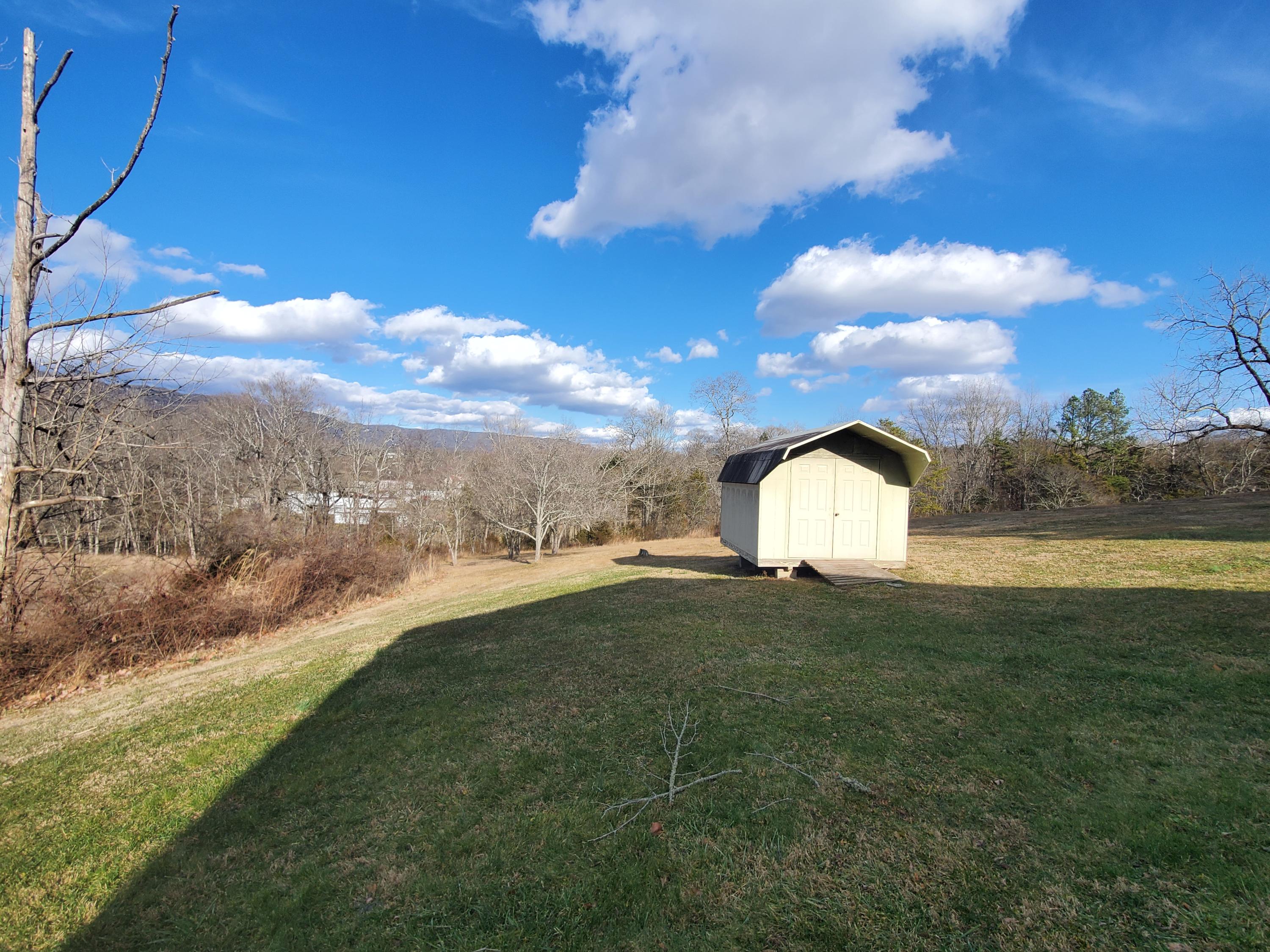 360 Parkey Road Ewing, VA 24248 - Photo 4 of 25 20210205_153911