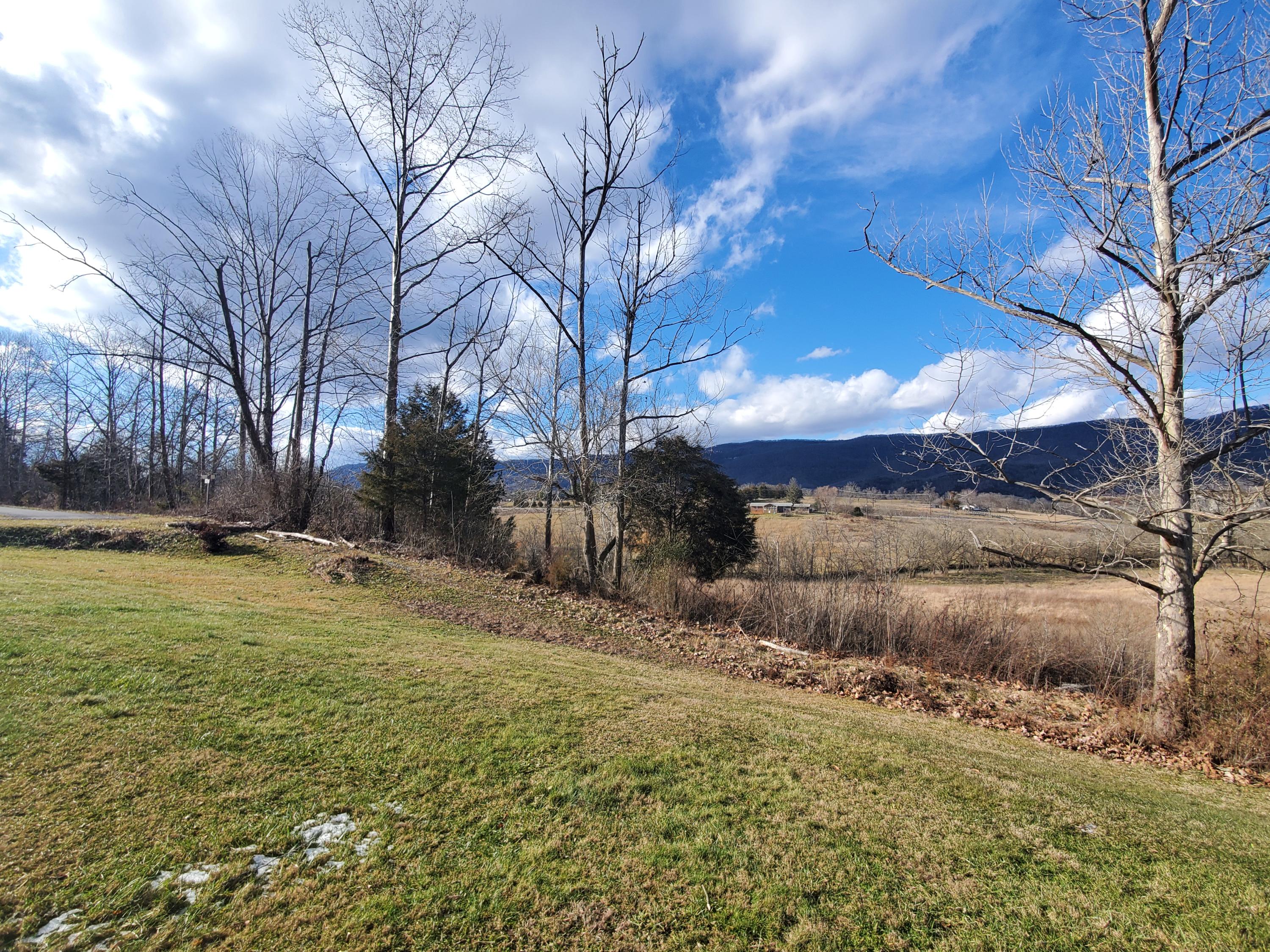 360 Parkey Road Ewing, VA 24248 - Photo 6 of 25 20210205_153916
