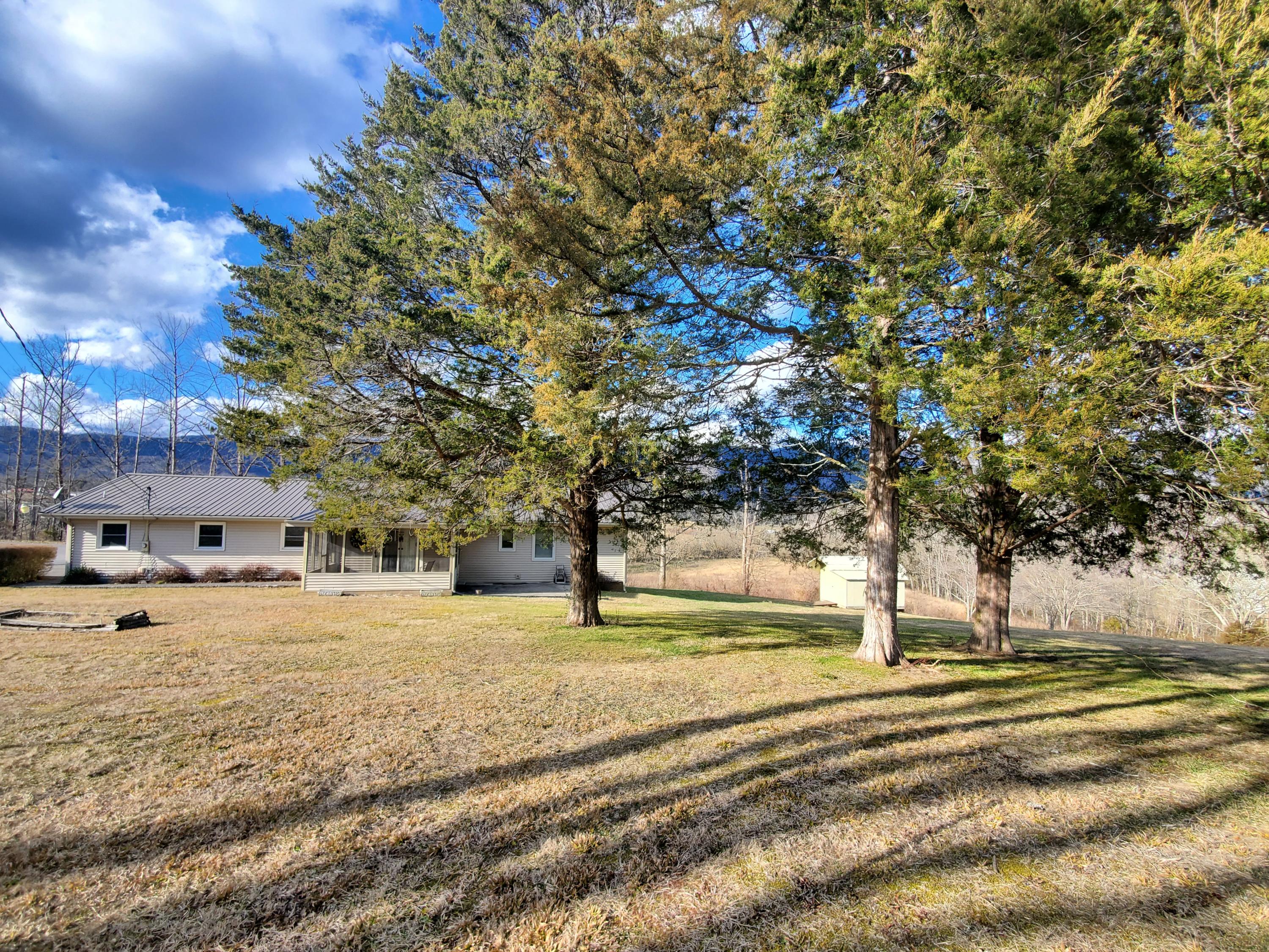 360 Parkey Road Ewing, VA 24248 - Photo 7 of 25 20210205_153955