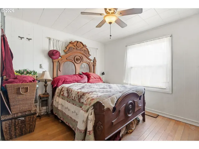 $415,000 | 16901 Southeast Ivon Street, Portland, OR 97236