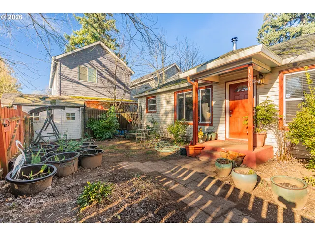 $415,000 | 16901 Southeast Ivon Street, Portland, OR 97236
