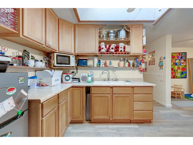 $415,000 | 16901 Southeast Ivon Street, Portland, OR 97236