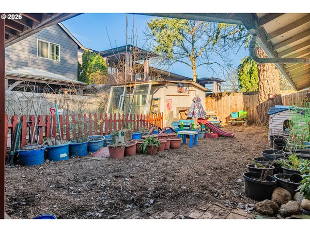 $415,000 | 16901 Southeast Ivon Street, Portland, OR 97236