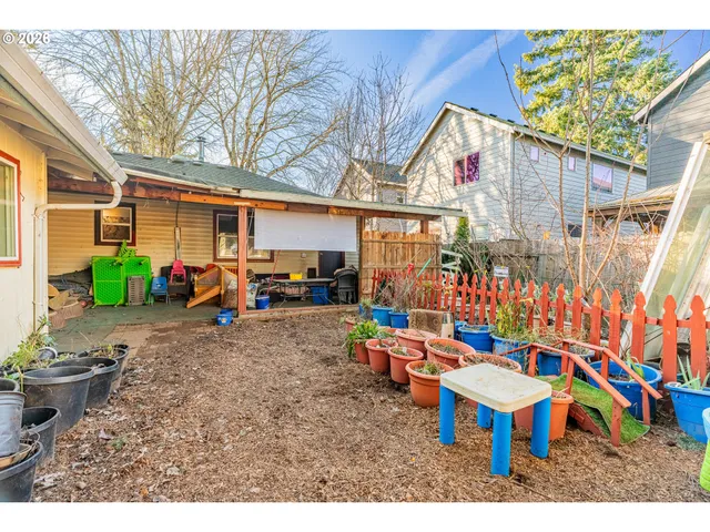 $415,000 | 16901 Southeast Ivon Street, Portland, OR 97236