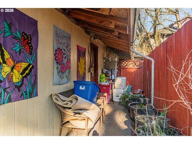 $415,000 | 16901 Southeast Ivon Street, Portland, OR 97236