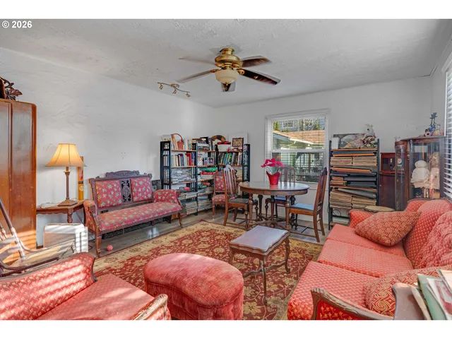 $415,000 | 16901 Southeast Ivon Street, Portland, OR 97236