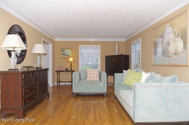 6111 Rodes Drive Louisville, KY 40222 - Photo 5 of 33 6111 Rodes Dr08 - Copy