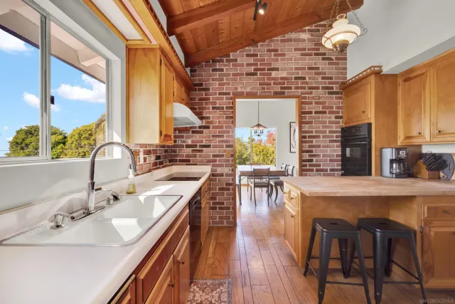 $13,500 | 311 Corto Street, Solana Beach, CA 92075